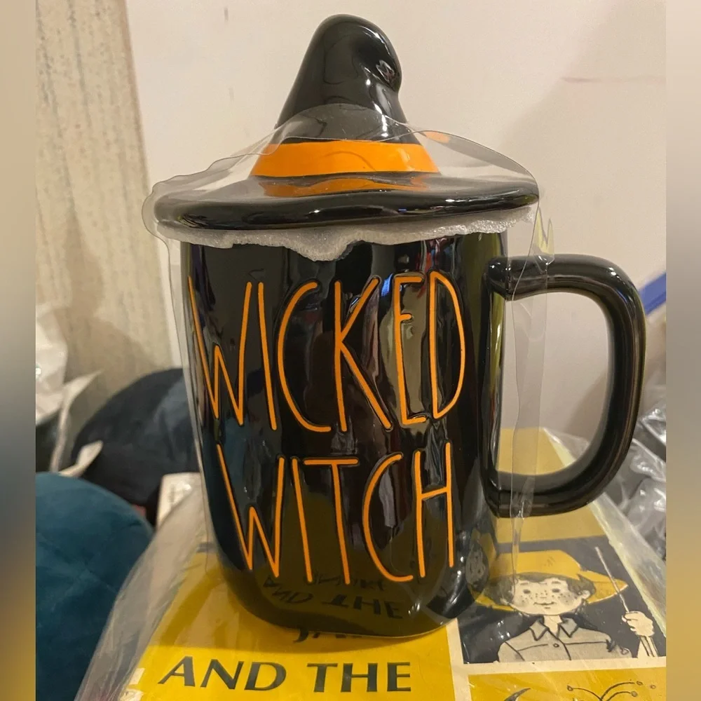 Rae Dunn Black Artisan Mug with Hat Lid NWOT (GL)